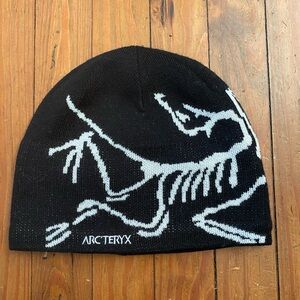 Arc'teryx Bird Head Toque Beanie OS Black and White NWT